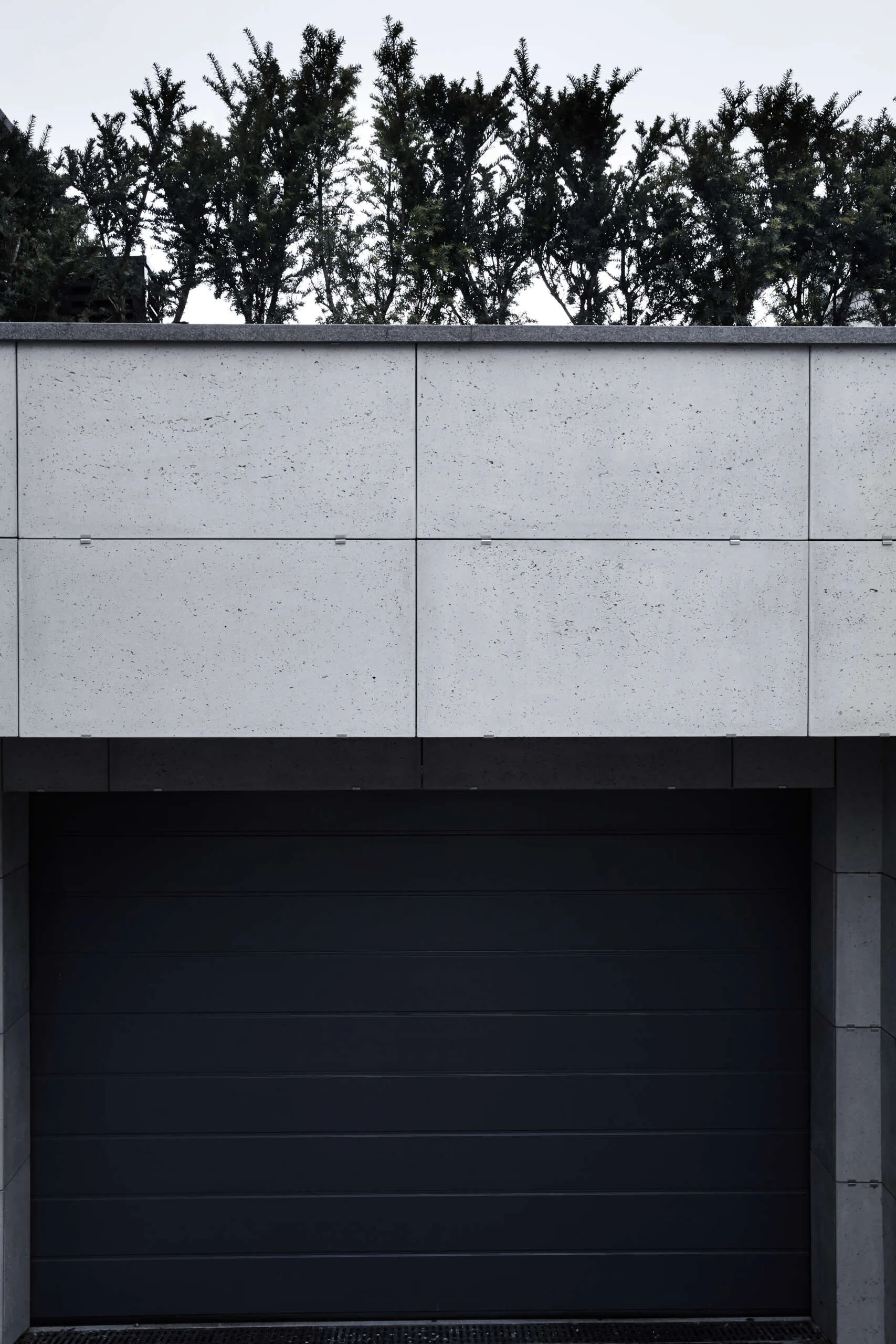 Architectural concrete — facade Dom prywatny / Warszawa