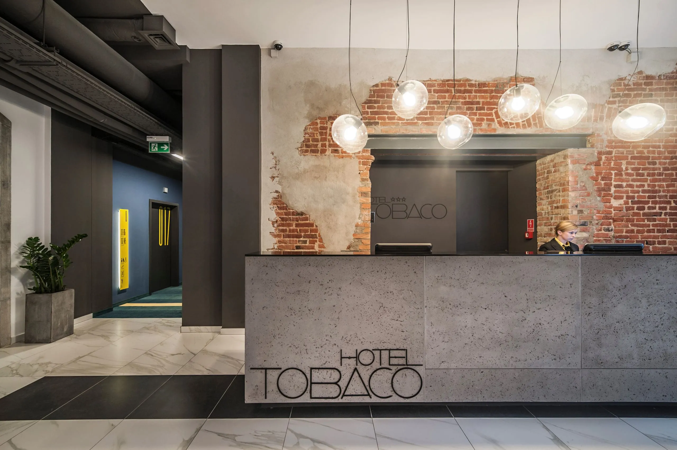 Concrete panels concreAte ash — hotel Lodz