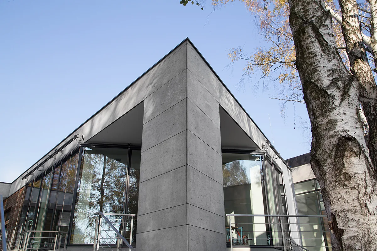 Architectural concrete — facade Kompleks Sportowo Rekreacyjny / Olsztyn