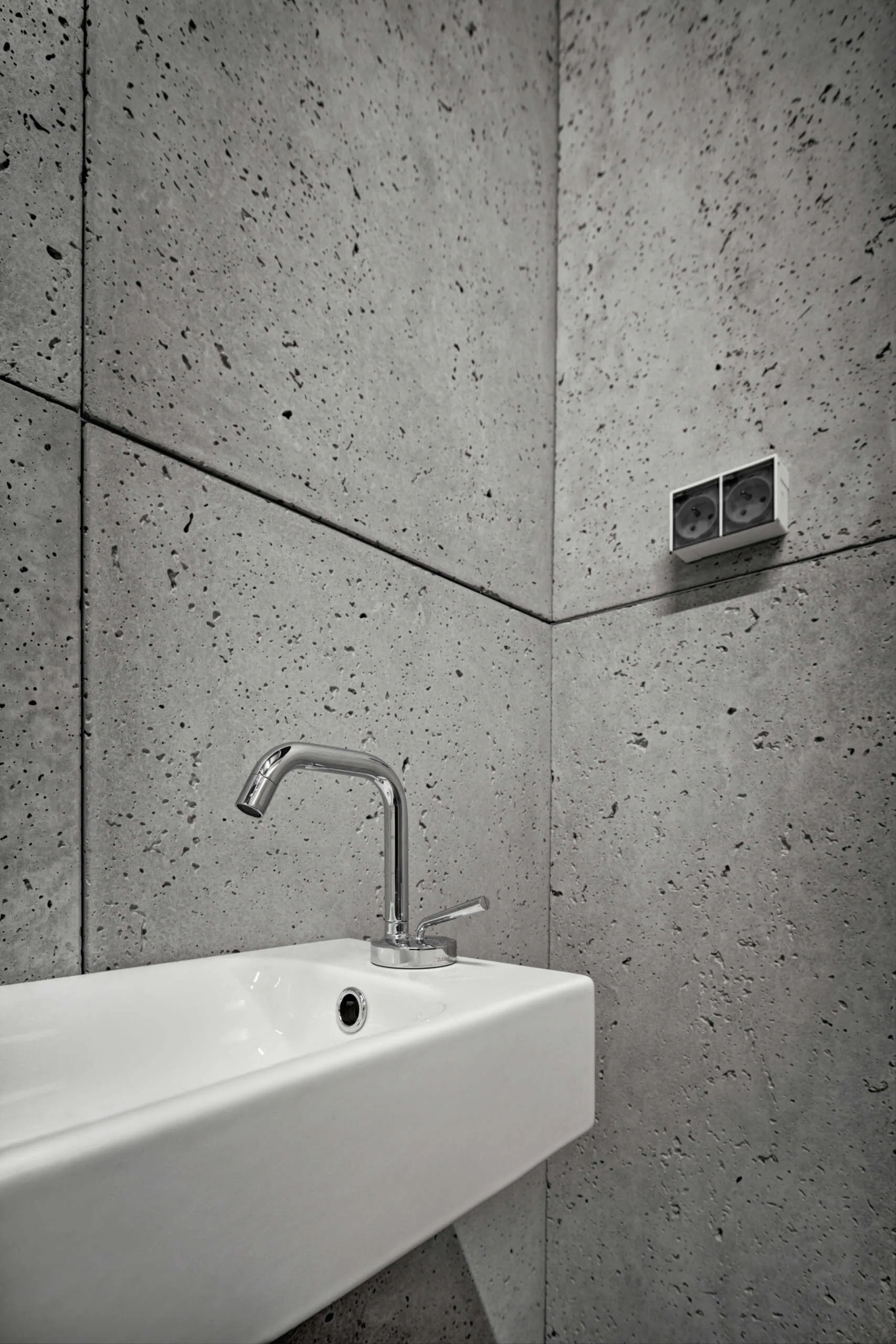 Architectural concrete — hol Ludwinów Loft / Kraków