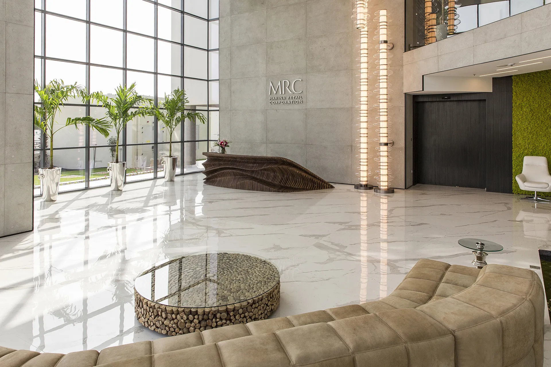 Architectural wall concrete, architectural concrete facade concreAte common custom dimensions — MARINA RETAIL CORPORATION / Dubaj