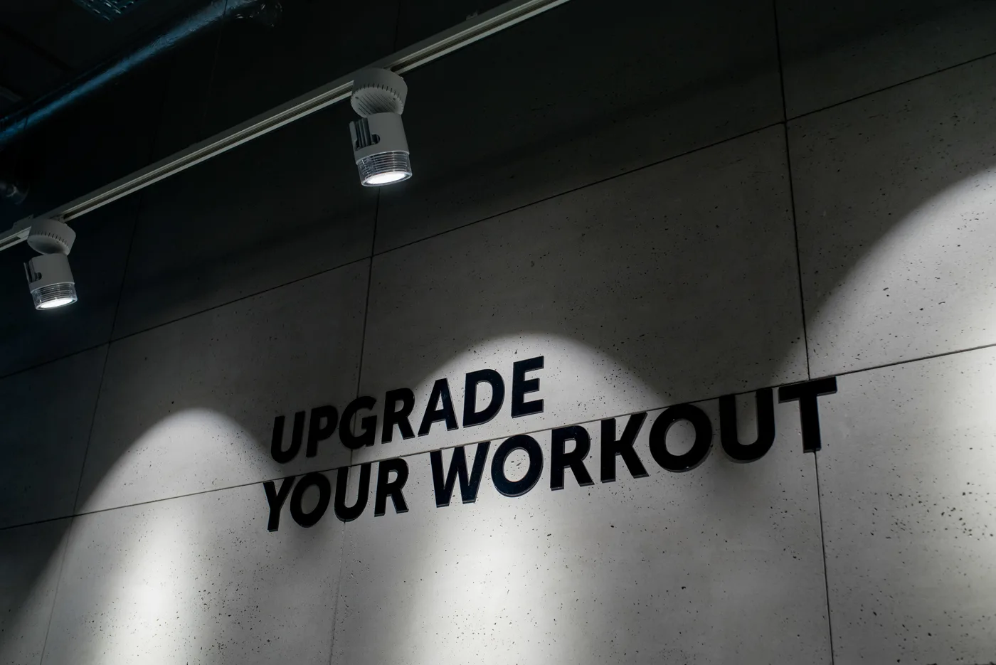 Architectural concrete — obiekty sportowe McFit Wrocław