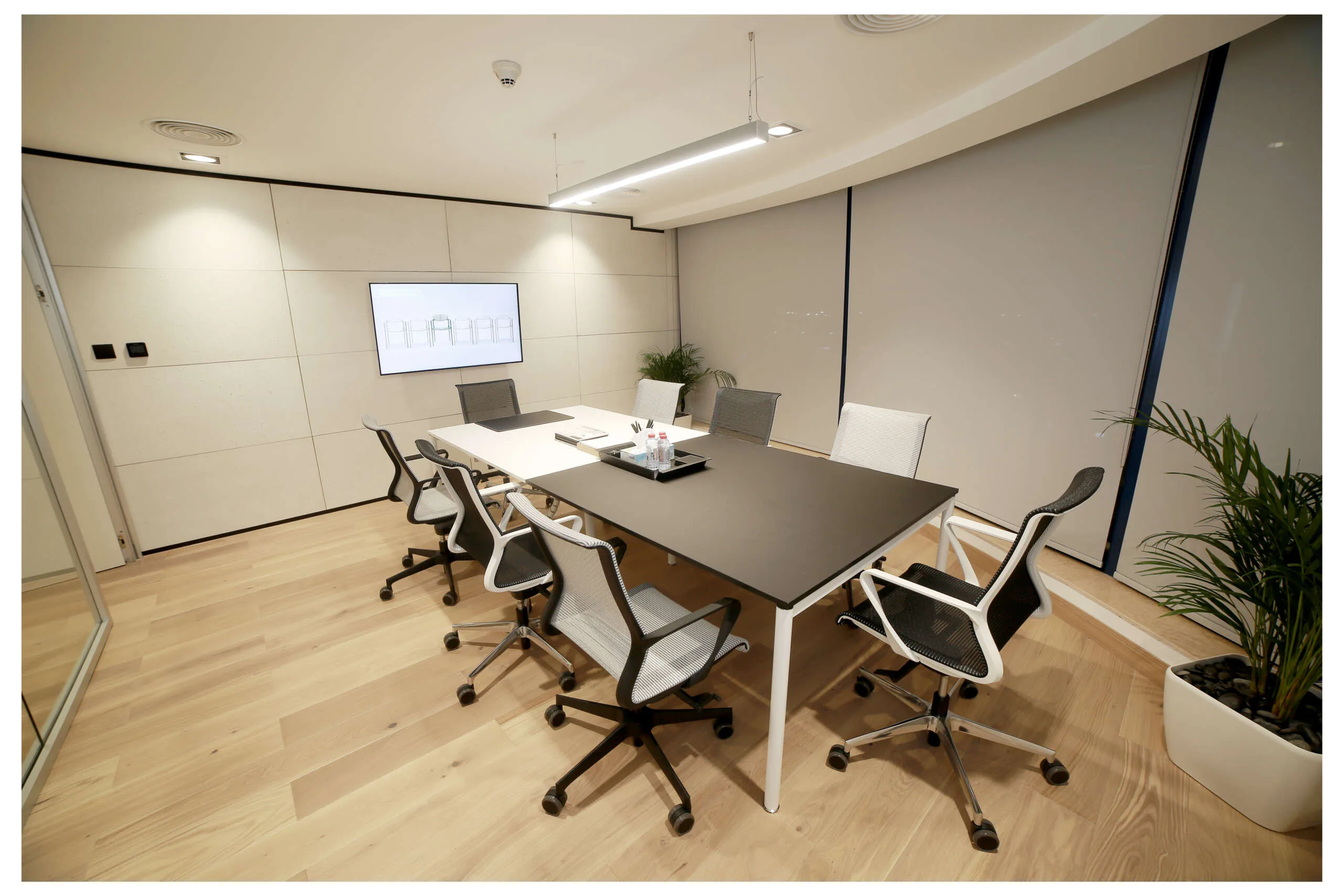 Mg Gallery Showroom / Dubaj — architectural concrete ConcreAte