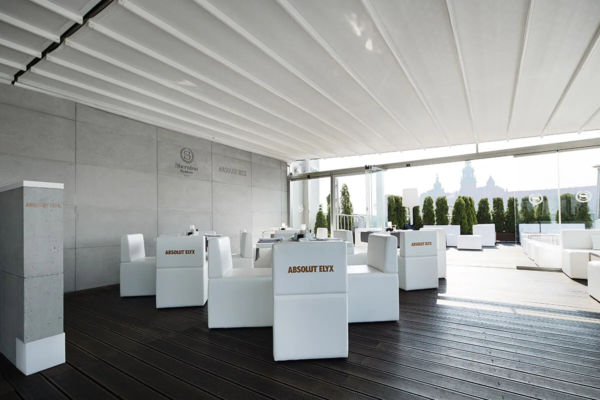 Architectural concrete — hotel Sheraton / Kraków