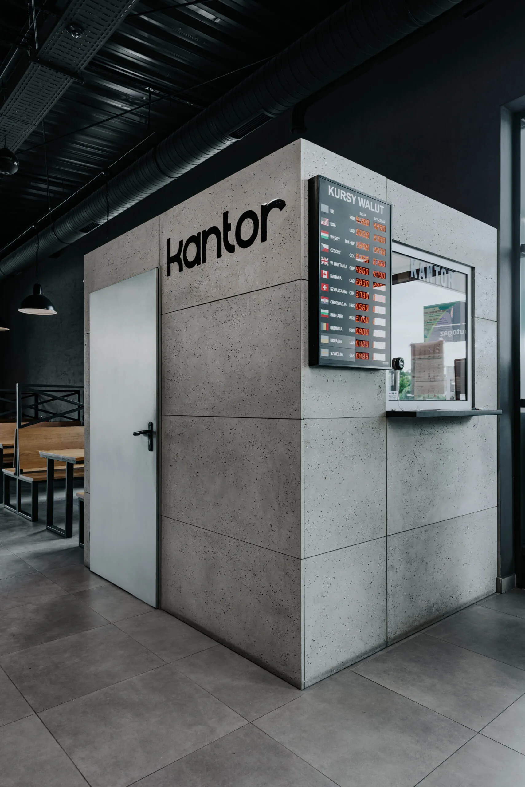 ConcreAte decorative concrete — project Stacja Benzynowa BP / Barwinek